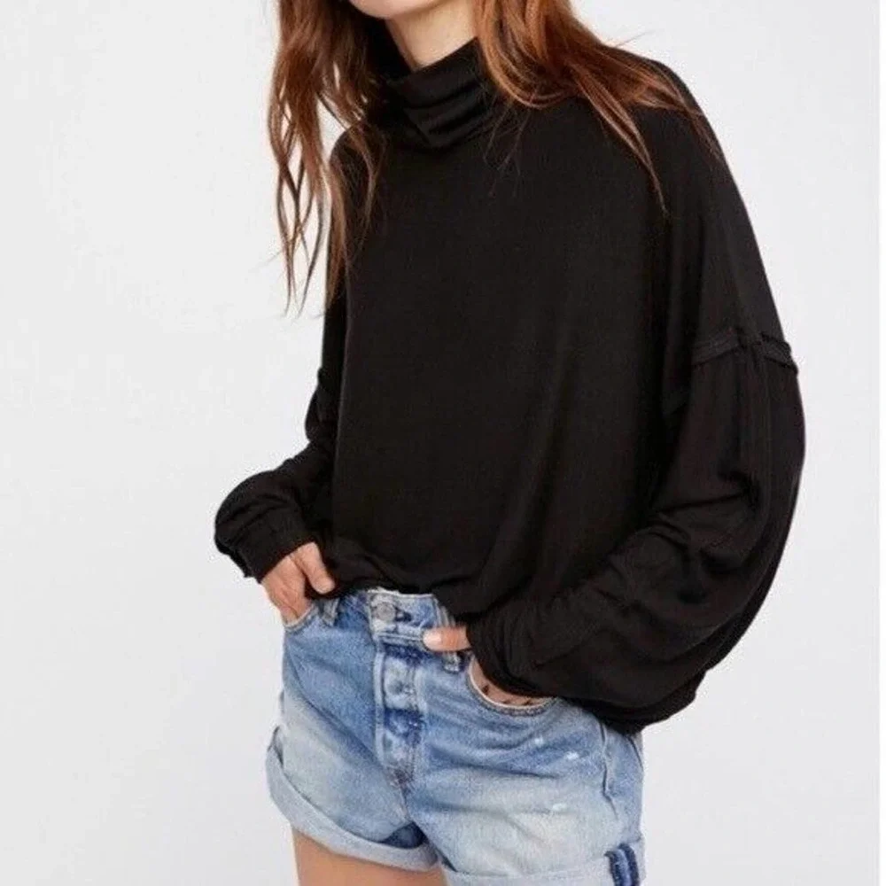 We The Free People Alameda Dolman Sleeve Turtleneck Top Black Medium H12840 - Picture 1 of 16